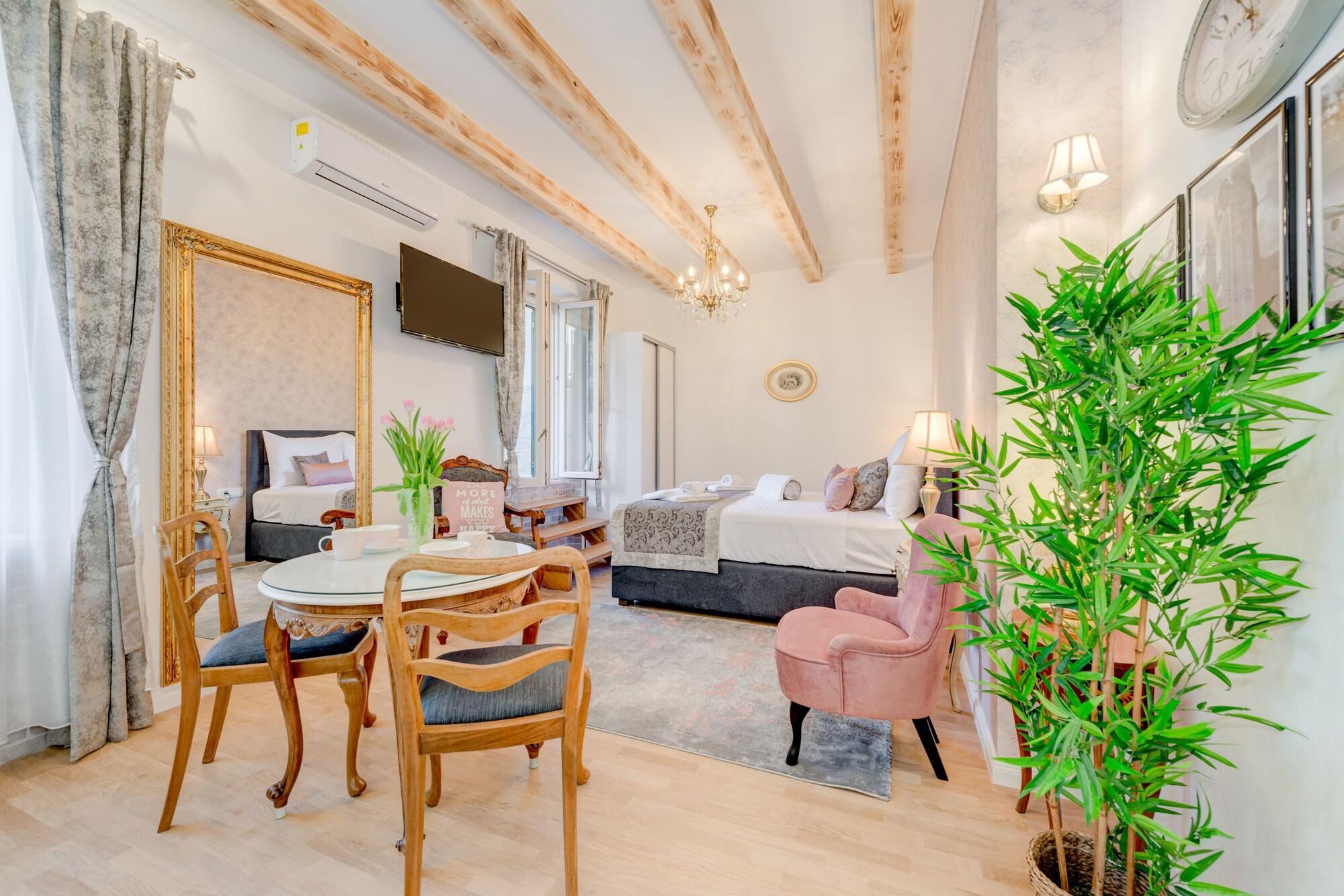 Le Monde Luxury krevet i doručak Split